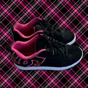 DC Black and Pink Court Graffik Women’s Shoes